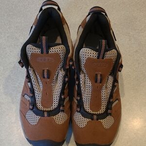 Keen Men's Headout Size 8 Waterproof Brown Hiking Boots